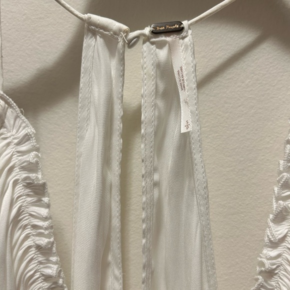 Heartbreaker White Ruffled Cropped Tank Top - Picture 2 of 7